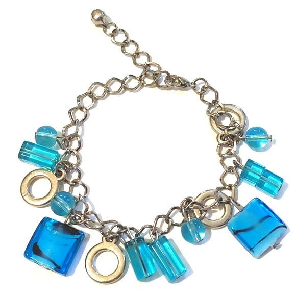 VINTAGE SHADES OF BLUE GLASS BEADS SILVER-TONE DANGLE ADJUSTABLE 6-9" BRACELET - Picture 3 of 9